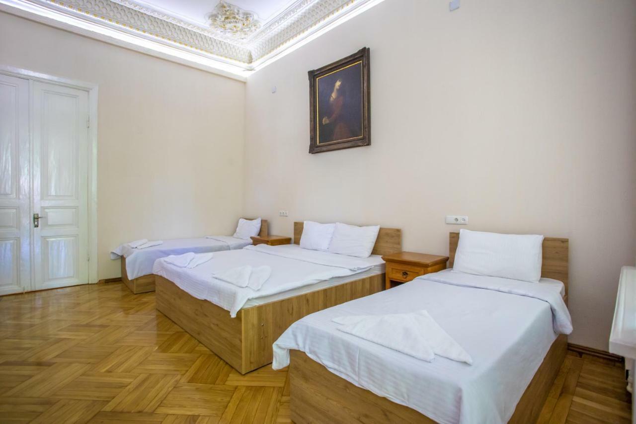 Hotel Veneto Kutaisi Exterior foto