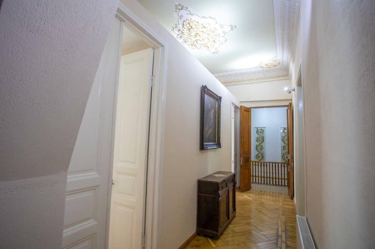 Hotel Veneto Kutaisi Exterior foto