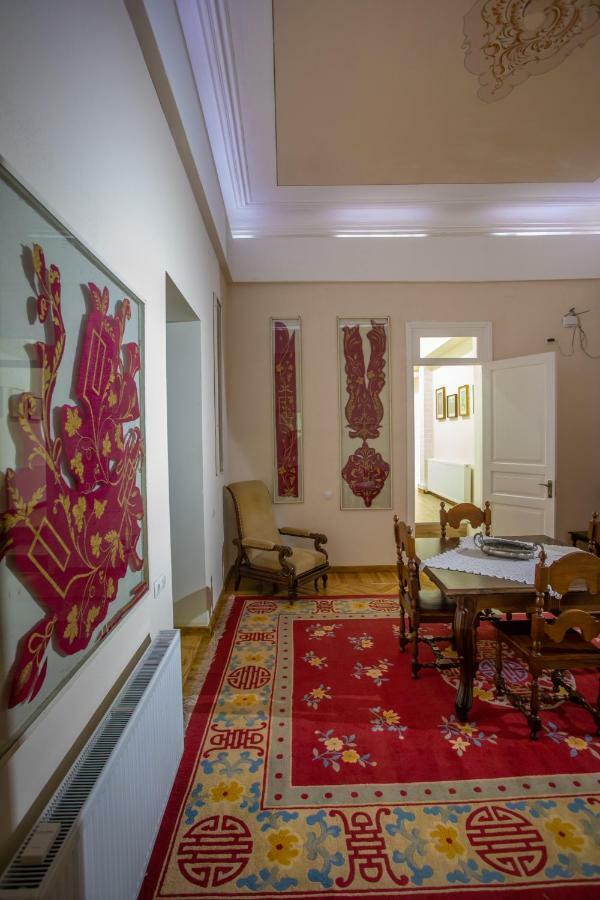 Hotel Veneto Kutaisi Exterior foto